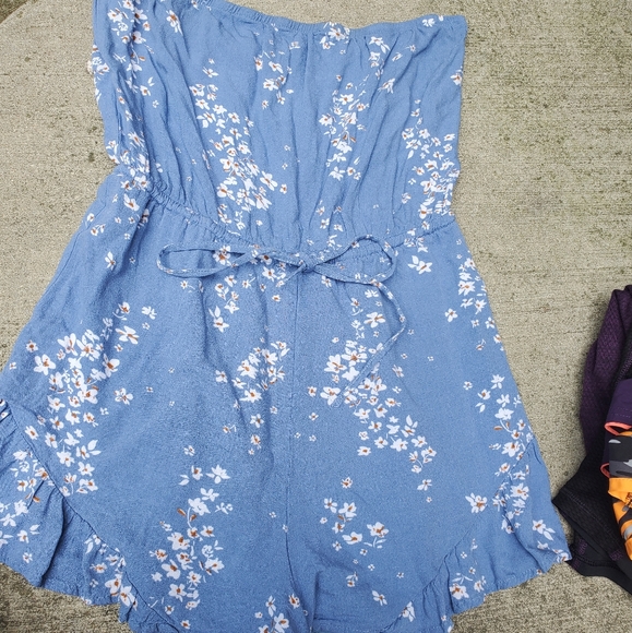 a heart Pants & Jumpsuits A Heart Strapless Blue Romper With Small